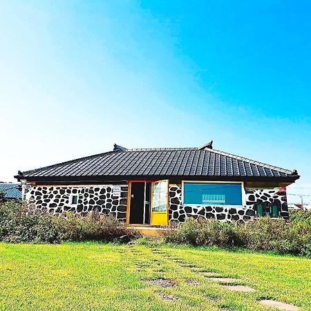 Hadori Mindfulness Villa เมืองเชจู ภายนอก รูปภาพ