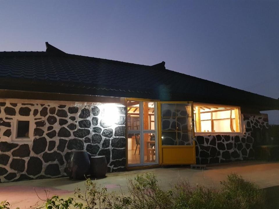 Hadori Mindfulness Villa เมืองเชจู ภายนอก รูปภาพ